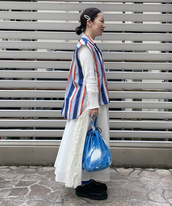 コウリキ　マミさんの「BEAMS WOMEN｜ドビー フリル スカート」を使ったコーディネート