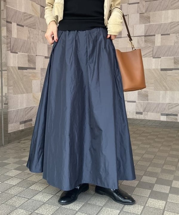 内山 瑛美さんの「【別注】スタイリスト佐藤佳菜子 × SLOANE / ミラノ リブ タンクトップ」を使ったコーディネート