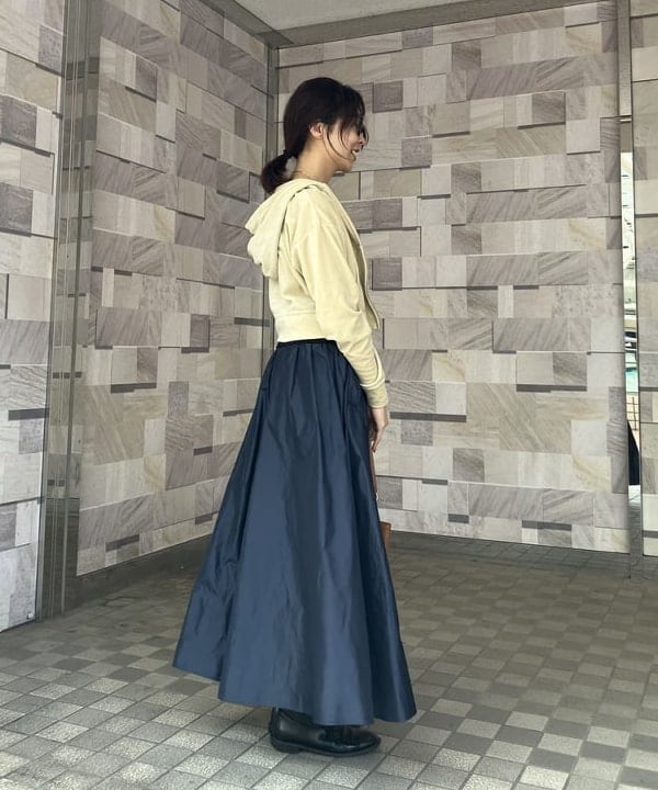 内山 瑛美さんの「【別注】スタイリスト佐藤佳菜子 × SLOANE / ミラノ リブ タンクトップ」を使ったコーディネート