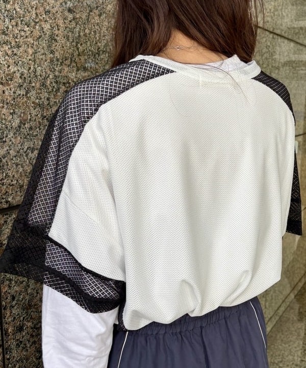 はやしあかねさんの「BEAMS WOMEN｜ストライプ キリカエ トラックパンツ」を使ったコーディネート