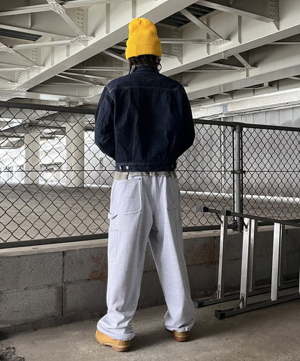 NADEL ナデールさんの「BEAMS WOMEN｜ダブルニースウェットパンツ」を使ったコーディネート