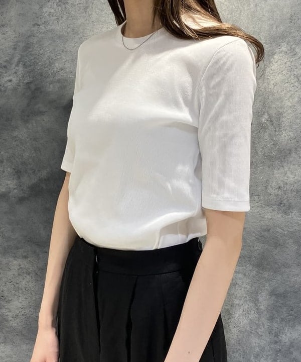 nodokaさんの「BEAMS WOMEN｜【別注】スタイリスト佐藤佳菜子 × SLOANE / リブ カーディガン」を使ったコーディネート