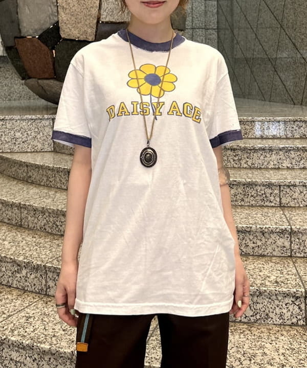 小原 もこさんの「BEAMS WOMEN｜【別注】BOW WOW / RINGER T-shirt」を使ったコーディネート