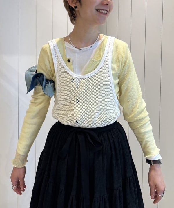 矢野(青木)優香さんの「BEAMS WOMEN｜maturely / シアー シャーリング カーディガン」を使ったコーディネート