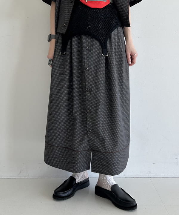 清水 彩乃さんの「BEAMS WOMEN｜ドット オープン カラー ショートスリーブ」を使ったコーディネート