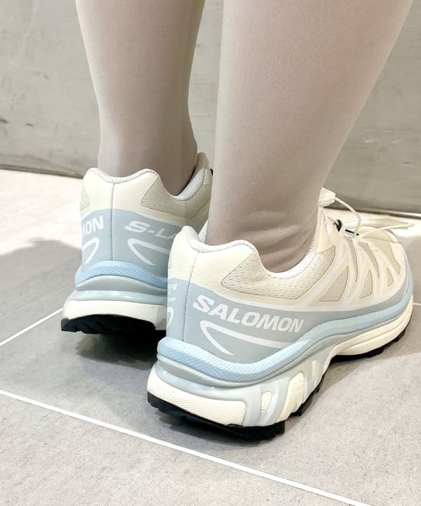 カタヤマ アヤさんの「BEAMS WOMEN｜SALOMON for Ray BEAMS / XT-6」を使ったコーディネート