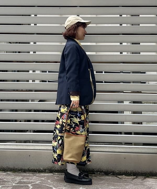 まつむさんの「BEAMS WOMEN｜【別注】SUN SURF / ギャザー ロング スカート」を使ったコーディネート