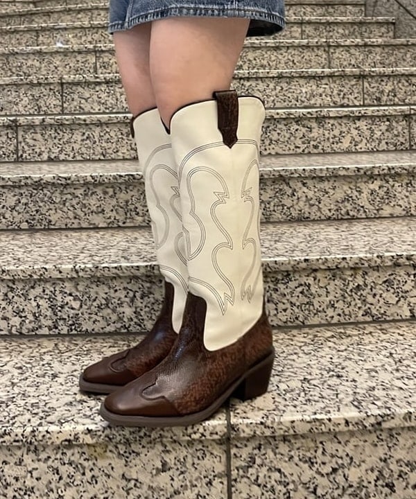 まゆちゃんさんの「BEAMS WOMEN｜LEVI'S(R) / Western Icon Skirt」を使ったコーディネート