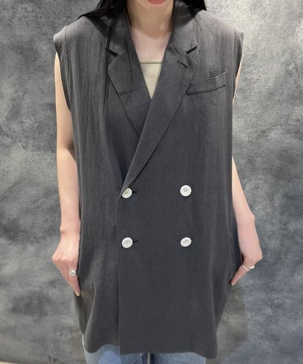 OSUMIさんの「BEAMS WOMEN｜AK+1 / ベルテッド ジレ」を使ったコーディネート