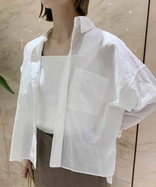 AONO SHIKAMAさんの「BEAMS WOMEN｜【別注】スタイリスト佐藤佳菜子 × SLOANE / ミラノ リブ タンクトップ」を使ったコーディネート