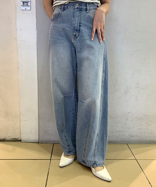 れいなさんの「BEAMS WOMEN｜デニム バレル パンツ」を使ったコーディネート