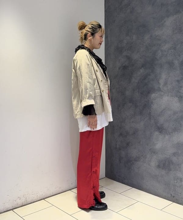 福田 まみさんの「BEAMS WOMEN｜maturely / スナップ イージー パンツ」を使ったコーディネート