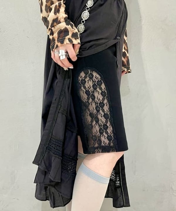 カタヤマ アヤさんの「BEAMS WOMEN｜ARROW NOVELTY / コンチョ ベルト 22FW」を使ったコーディネート