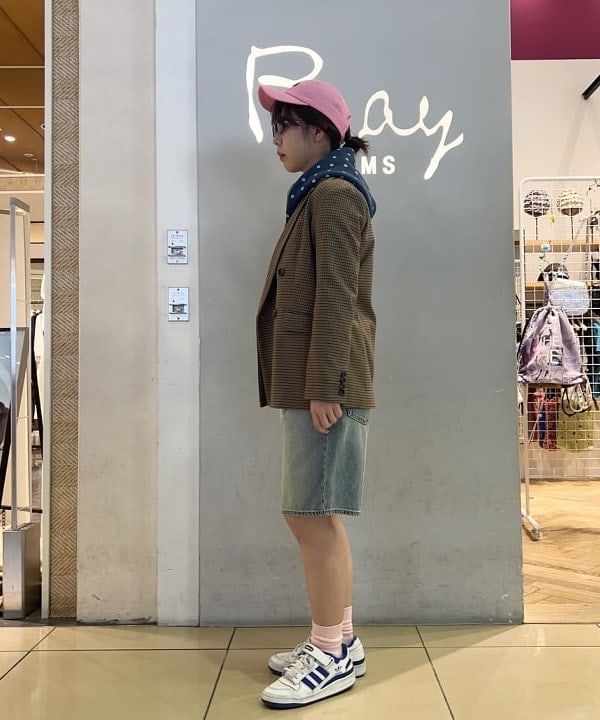 ヒナさんの「BEAMS WOMEN｜【別注】NOEYEDIA / サングラス "NE460"」を使ったコーディネート