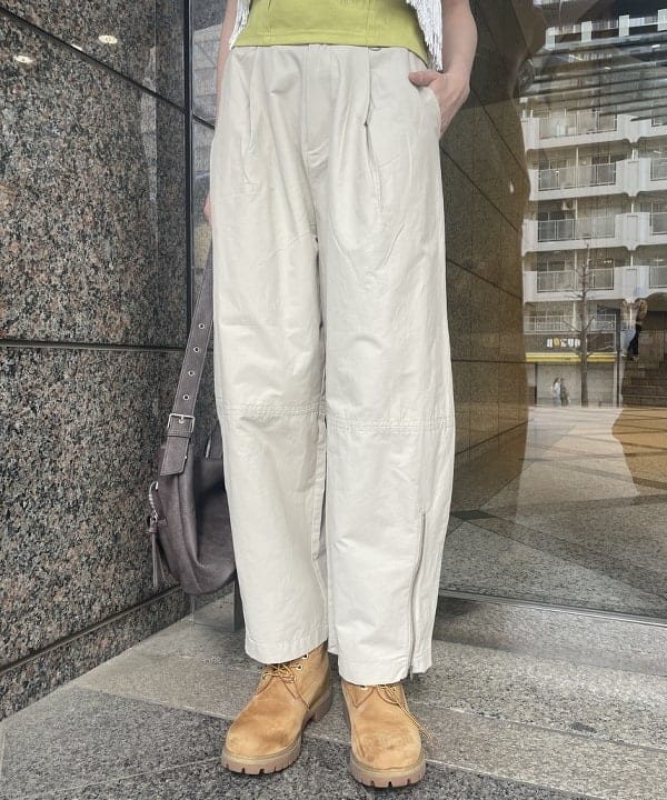 加歩さんの「BEAMS WOMEN｜ショルダー パッド フレンチスリーブ Tシャツ」を使ったコーディネート