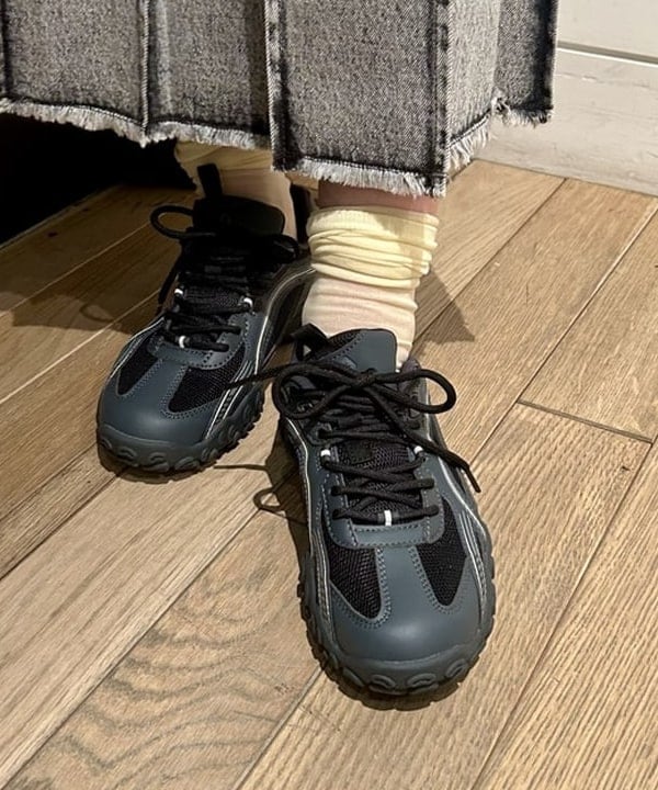 早川 萌子さんの「BEAMS WOMEN｜ボーダーフリル ベスト」を使ったコーディネート