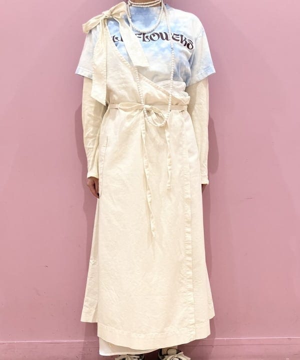 晶さんの「BEAMS WOMEN｜ワンショルダー エプロン ワンピース」を使ったコーディネート