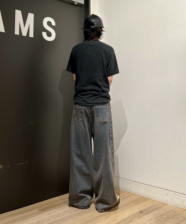 関澤 佑樹さんの「BEAMS WOMEN｜オーバーダイ デニム パンツ」を使ったコーディネート