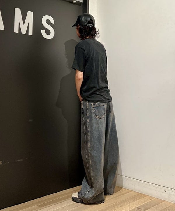 関澤 佑樹さんの「BEAMS WOMEN｜オーバーダイ デニム パンツ」を使ったコーディネート