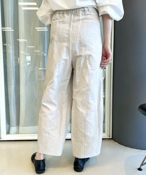 隈元 楓さんの「BEAMS WOMEN｜AK+1 / ユーティリティ バッグ」を使ったコーディネート