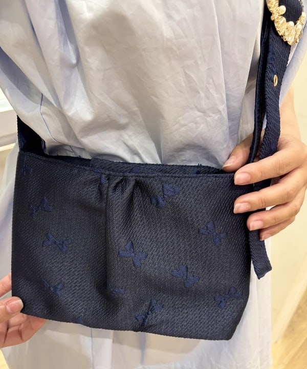 オカベ　アヤカさんの「BEAMS WOMEN｜ウエスタン ブーツ」を使ったコーディネート