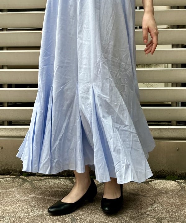 イナダさんの「BEAMS WOMEN｜【別注】MARIHA / 夏の月影 ソリッド ワンピース」を使ったコーディネート