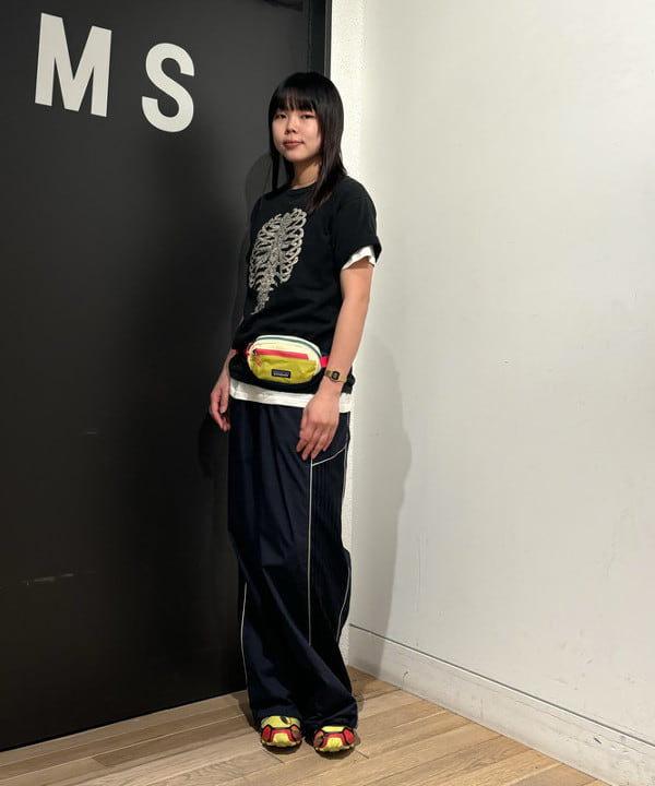 sakuraさんの「BEAMS WOMEN｜【別注】BOW WOW / BONE T-shirt」を使ったコーディネート