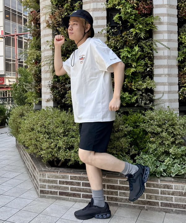 配島 孝明さんの「BEAMS WOMEN｜【別注】Gramicci / オール コンディション ショーツ 25SS」を使ったコーディネート