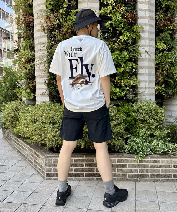 配島 孝明さんの「BEAMS WOMEN｜【別注】Gramicci / オール コンディション ショーツ 25SS」を使ったコーディネート