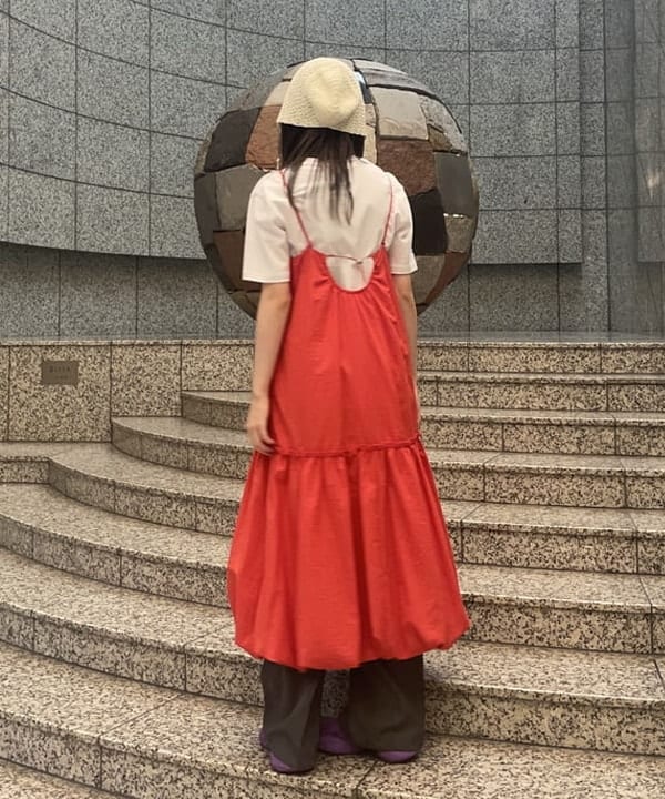 加歩さんの「BEAMS WOMEN｜バルーン キリカエ キャミ ワンピース」を使ったコーディネート
