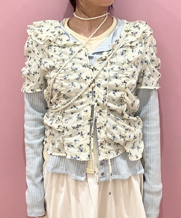 晶さんの「BEAMS WOMEN｜グロッシー バルーン スカート」を使ったコーディネート