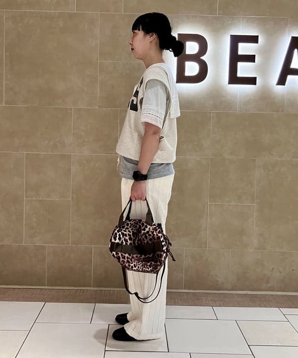 すぎやま えみさんの「ヴィンテージ レース ショートシャツ」を使ったコーディネート
