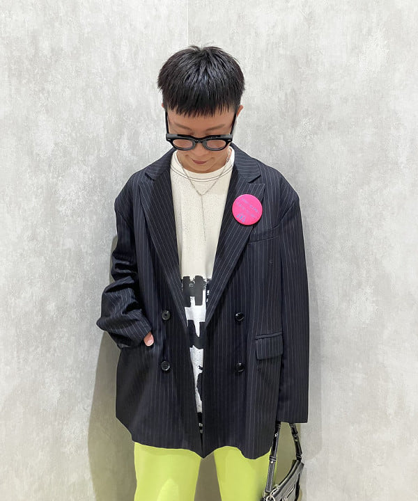 土田 達也さんの「BEAMS WOMEN｜4ボタン ダブル オーバーサイズ ジャケット」を使ったコーディネート