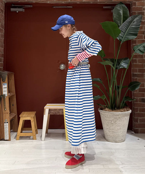 優意さんの「BEAMS WOMEN｜【別注】NEW ERA / BB ロゴ タイプライター キャップ」を使ったコーディネート