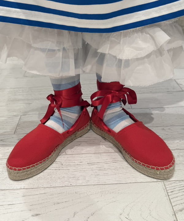 優意さんの「BEAMS WOMEN｜【別注】NEW ERA / BB ロゴ タイプライター キャップ」を使ったコーディネート