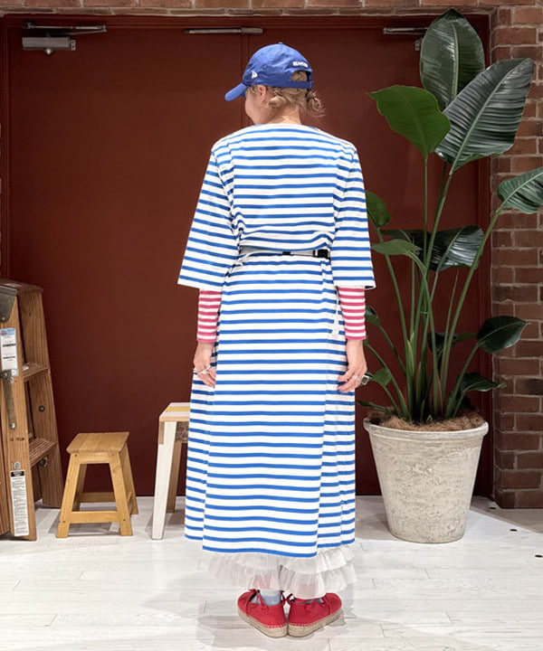 優意さんの「BEAMS WOMEN｜【別注】NEW ERA / BB ロゴ タイプライター キャップ」を使ったコーディネート