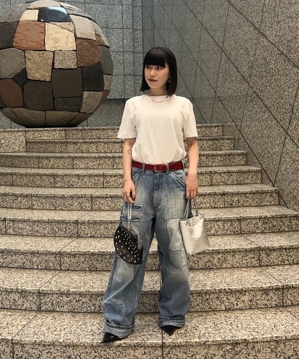 大槻 まひろさんの「BEAMS WOMEN｜AK+1 / ハイゲージ コットン Tシャツ」を使ったコーディネート
