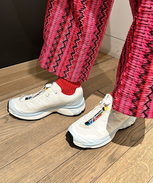 吉田 奈央さんの「BEAMS WOMEN｜【別注】GOOD ROCK SPEED / Life Ponch Tシャツ」を使ったコーディネート