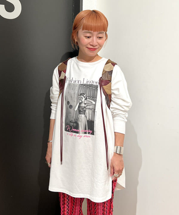 吉田 奈央さんの「BEAMS WOMEN｜【別注】GOOD ROCK SPEED / Life Ponch Tシャツ」を使ったコーディネート