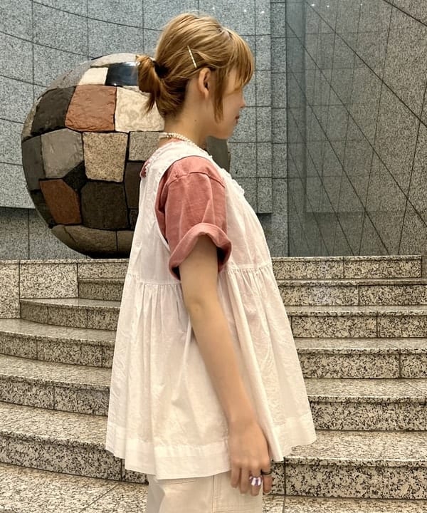 小原 もこさんの「BEAMS WOMEN｜晴雨兼用 プリント 折り畳み傘」を使ったコーディネート