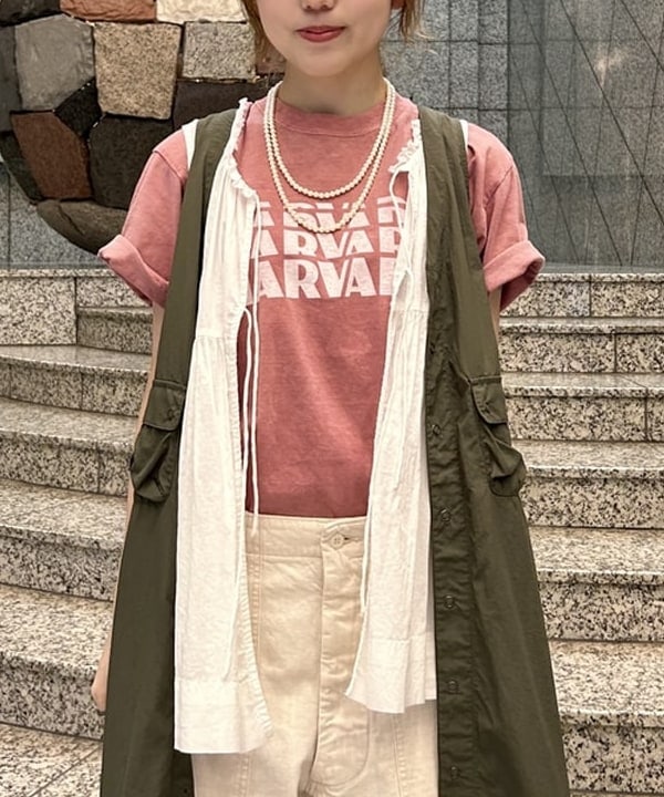 小原 もこさんの「BEAMS WOMEN｜晴雨兼用 プリント 折り畳み傘」を使ったコーディネート