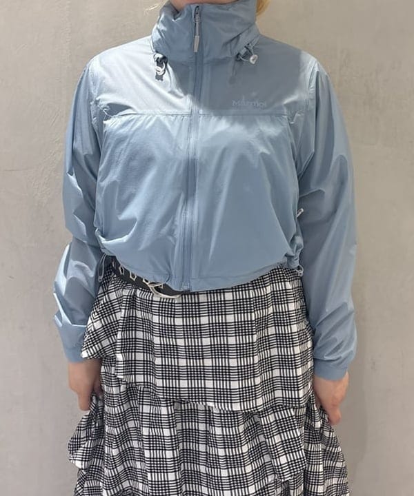 大石彩可さんの「BEAMS WOMEN｜サッカー チェック ティアード スカート」を使ったコーディネート