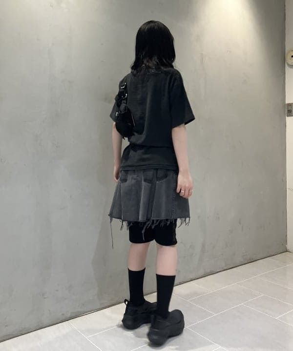 須賀さんの「BEAMS WOMEN｜【別注】BOW WOW / BONE T-shirt」を使ったコーディネート