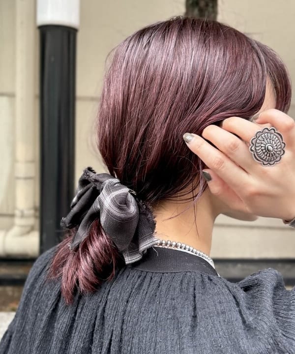 SHINAGAWAさんの「BEAMS WOMEN｜ATOLASOLAS / ear cuffs 3p」を使ったコーディネート