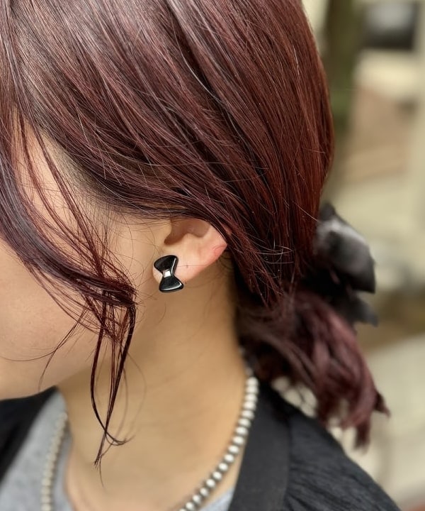 SHINAGAWAさんの「BEAMS WOMEN｜ATOLASOLAS / ear cuffs 3p」を使ったコーディネート
