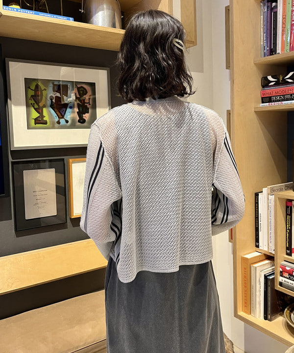 神坂 莉子さんの「BIG ヘア スリーピン 2P」を使ったコーディネート