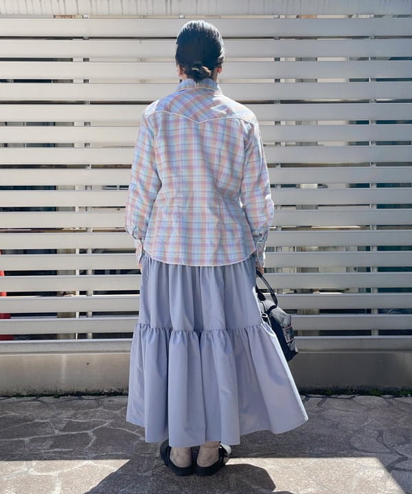 コウリキ　マミさんの「BEAMS WOMEN｜BRIEFING × BEAMS BOY / 別注 ヘルメット バッグ」を使ったコーディネート