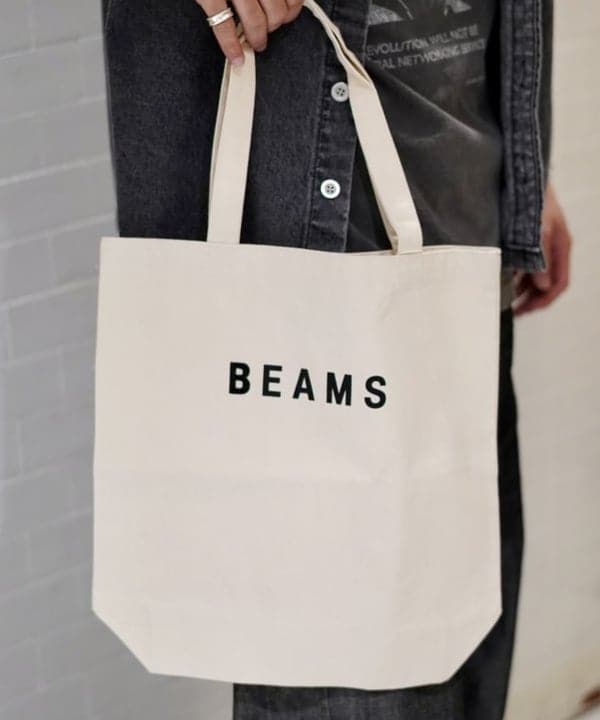 流聖さんの「BEAMS WOMEN｜ショート デニム シャツ」を使ったコーディネート