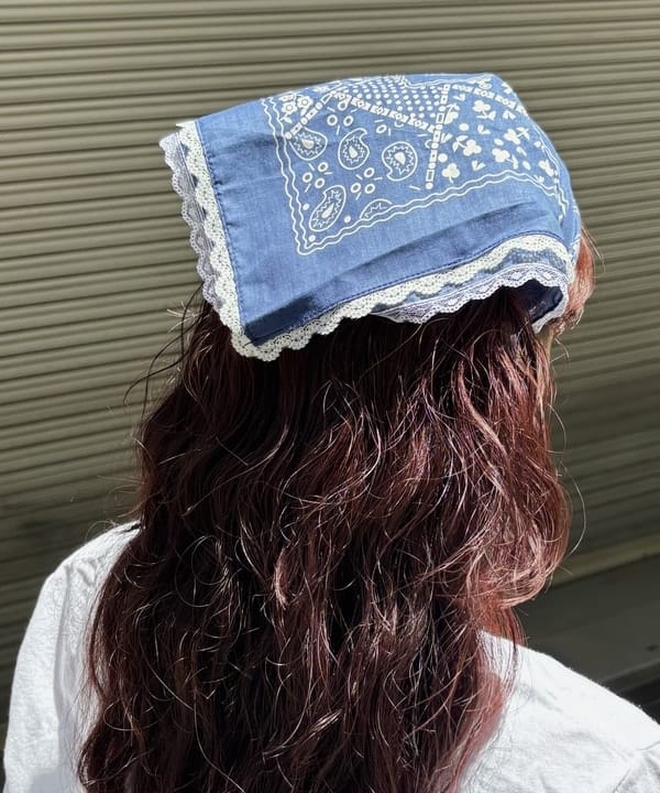 み　う　ちさんの「BEAMS WOMEN｜ドット フロント オープン スカート」を使ったコーディネート