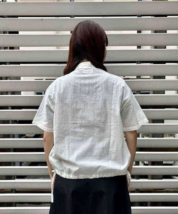 チナツさんの「BEAMS WOMEN｜【別注】LACOSTE / プリーツ スカート」を使ったコーディネート